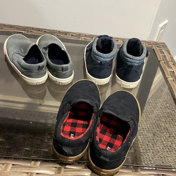 lot of 3 pairs of boy’s shoes - Picture 9 of 9